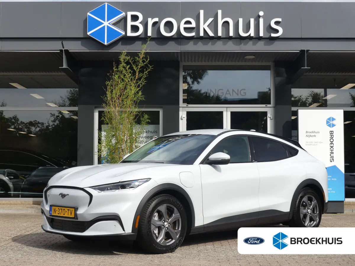 Extended RWD 98 kWh | SOH 94% | ADAPTIVE CRUISE | DODEHOEKDETECTIE | CAMERA | STUUR+STOEL+VOORRUITVERWARMING | PARKEERSENSOREN V+A | NAVI | APPLE CARPLAY / ANDROID AUTO | LMV 18" |