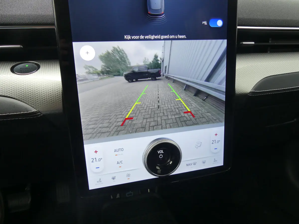 Extended RWD 98 kWh | SOH 94% | ADAPTIVE CRUISE | DODEHOEKDETECTIE | CAMERA | STUUR+STOEL+VOORRUITVERWARMING | PARKEERSENSOREN V+A | NAVI | APPLE CARPLAY / ANDROID AUTO | LMV 18" |