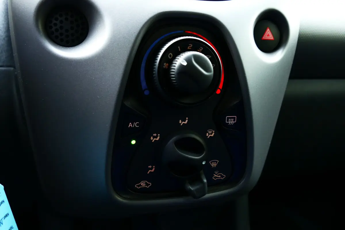 1.0 e-VTi Active / AIRCO / LED / PACK DYNAMIC / BLUETOOTH / 1E EIGENAAR / SCHITTERENDE STAAT !!
