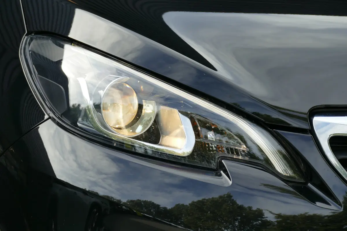 1.0 e-VTi Active / AIRCO / LED / PACK DYNAMIC / BLUETOOTH / 1E EIGENAAR / SCHITTERENDE STAAT !!