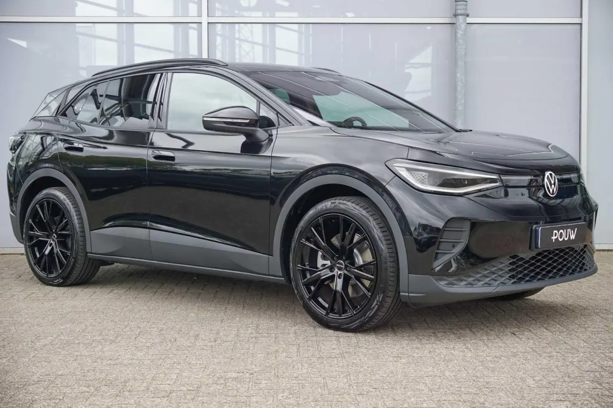 286pk Limited Edition Plus 77 kWh | Panoramadak | Trekhaak | Massage