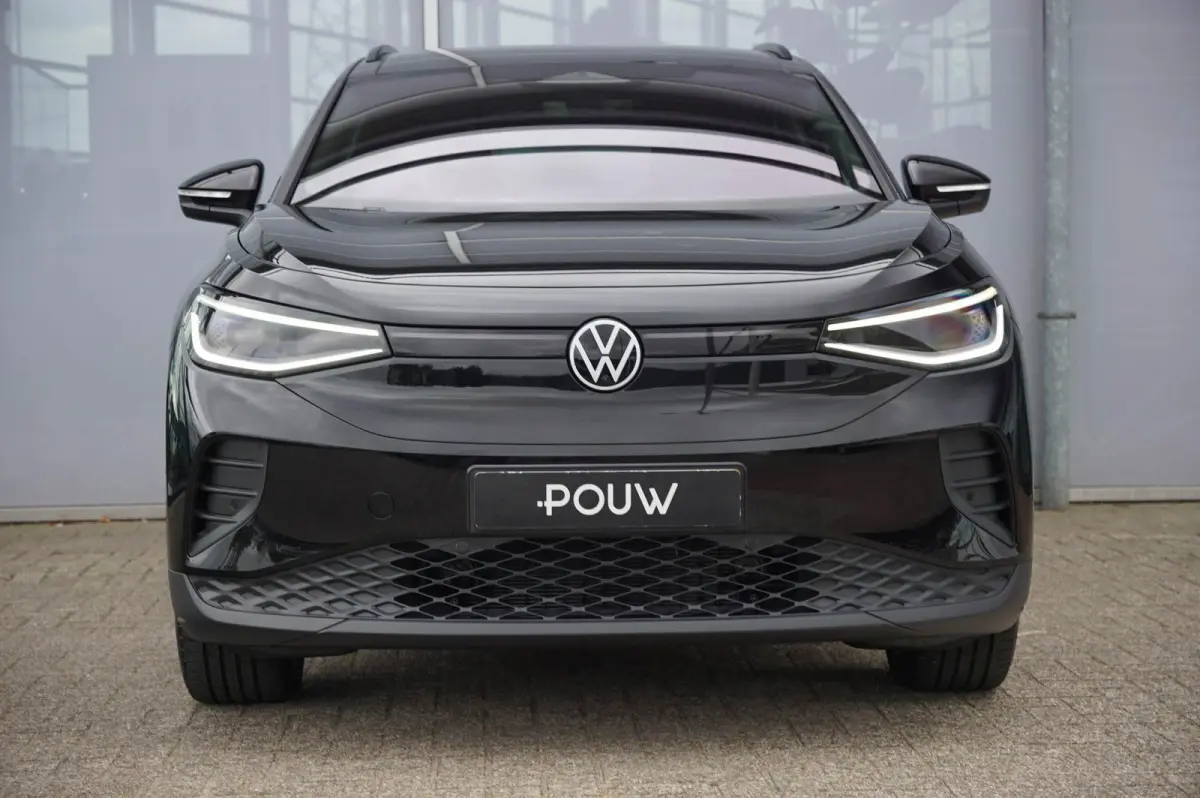 286pk Limited Edition Plus 77 kWh | Panoramadak | Trekhaak | Massage