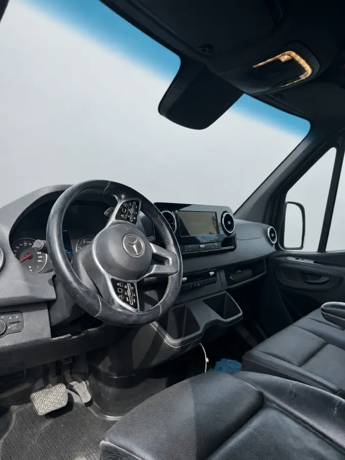 315 1.9 CDI L3H2 RWD PB Edition Camera, Cruise, Carplay, LED, 2 x Schuifdeur, Automaat, 10,5'' Mbux, Leder, Sensoren, 150pk, Uniek!