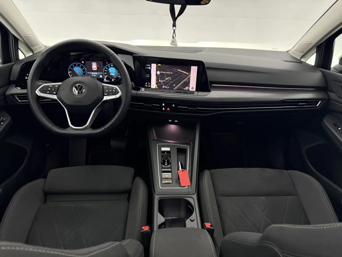 1.5 eTSI | Pano | Virtual | Camera | Sfeer | Cruise | Memory | Carplay | Navi | Stoel/Stuurverw. | NAP