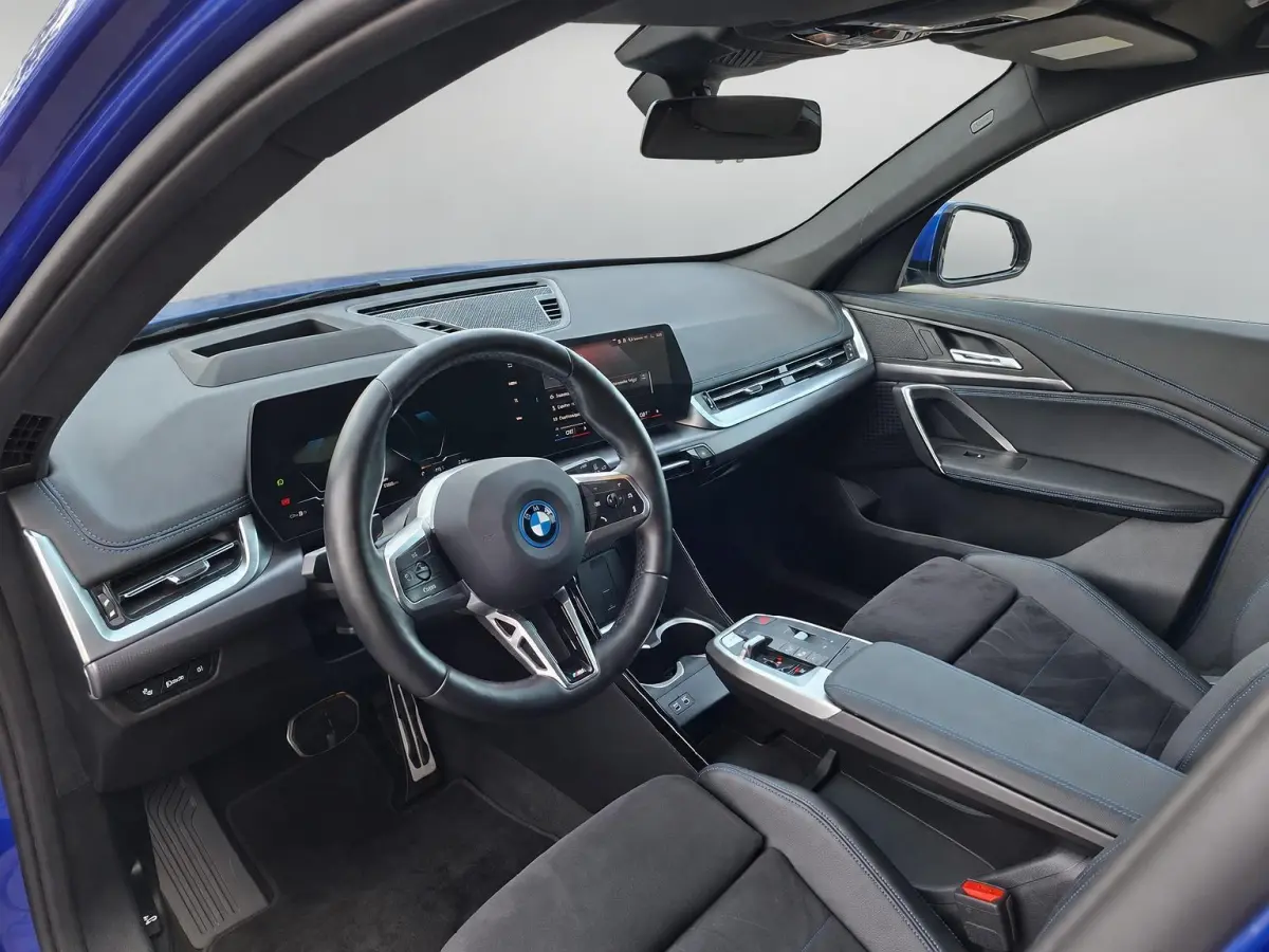 M-Sport xDrive30 67kWh |SOH 94,8% | EL. Trekhaak | Head-Up Display | Camera | Rijklaarprijs