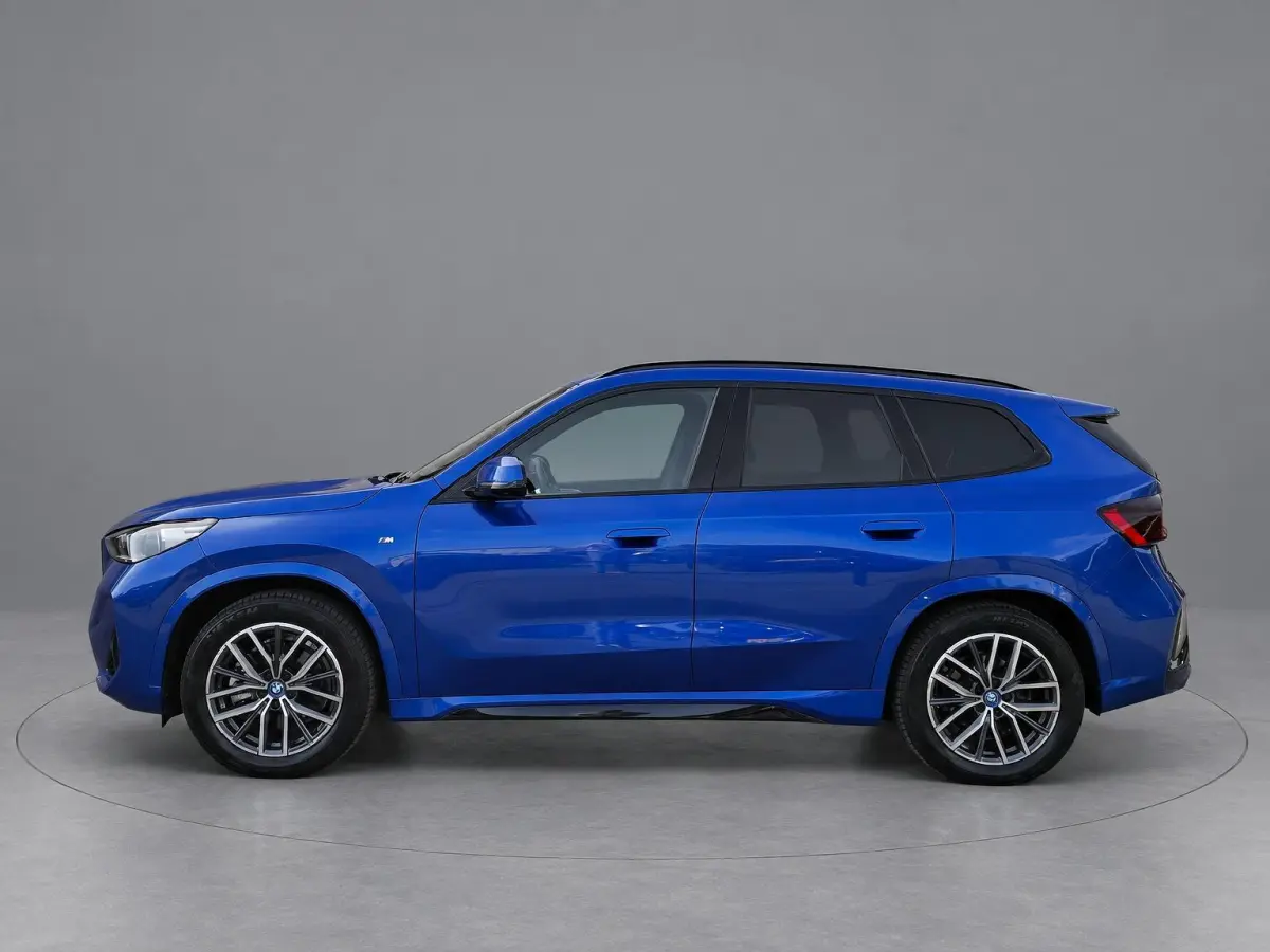 M-Sport xDrive30 67kWh |SOH 94,8% | EL. Trekhaak | Head-Up Display | Camera | Rijklaarprijs