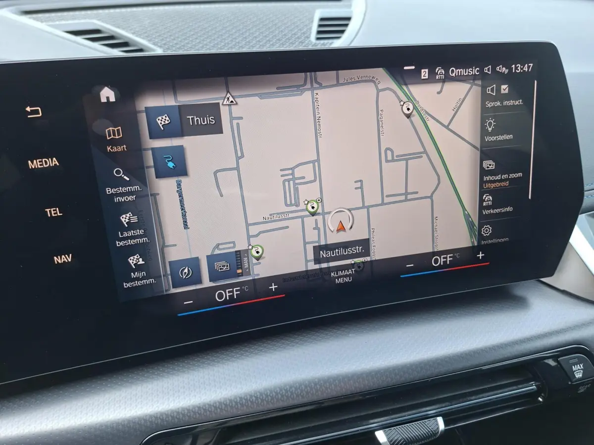M-Sport xDrive30 67kWh |SOH 94,8% | EL. Trekhaak | Head-Up Display | Camera | Rijklaarprijs