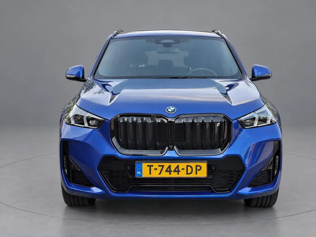 M-Sport xDrive30 67kWh |SOH 94,8% | EL. Trekhaak | Head-Up Display | Camera | Rijklaarprijs