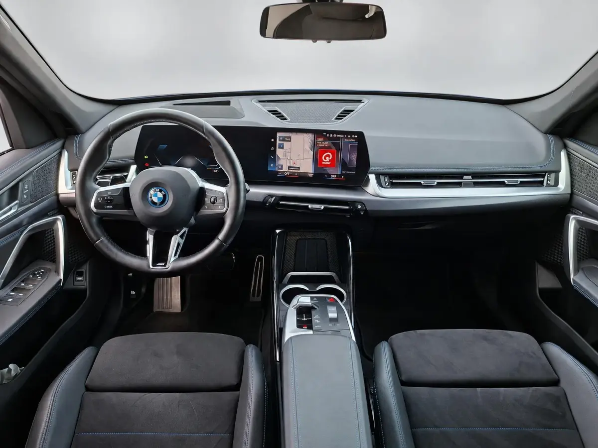 M-Sport xDrive30 67kWh |SOH 94,8% | EL. Trekhaak | Head-Up Display | Camera | Rijklaarprijs