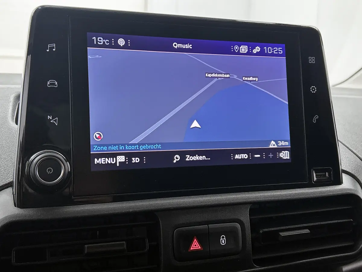 1.2 Benzine 111PK Euro6 Premium / Airco / Navigatie / Cruise-ctr. / Schuifdeur + Raam / Radio multimedia / Apk 06-2027