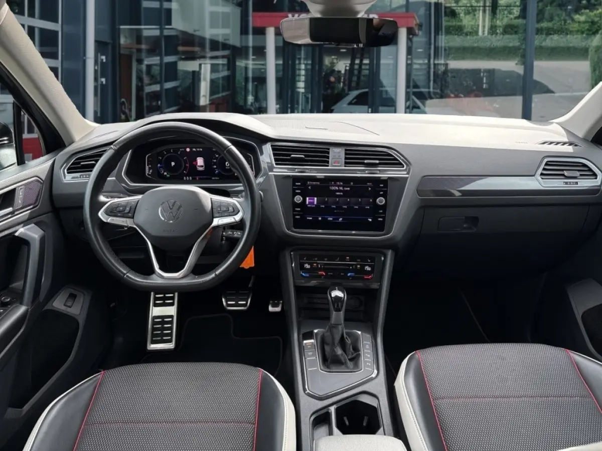 1.5 TSI DSG Urban SPORT TREKHAAK/E-KLEP/PDC/ACC/HUD/STOEL+STUURVERW