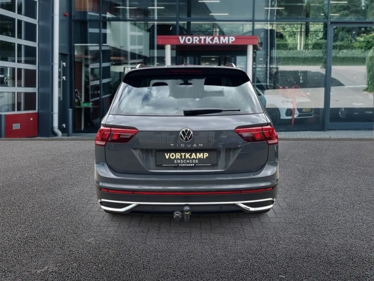 1.5 TSI DSG Urban SPORT TREKHAAK/E-KLEP/PDC/ACC/HUD/STOEL+STUURVERW