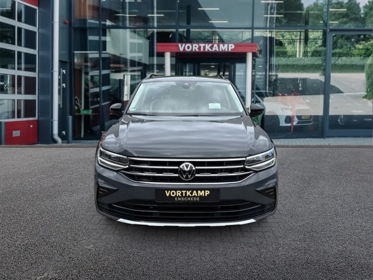 1.5 TSI DSG Urban SPORT TREKHAAK/E-KLEP/PDC/ACC/HUD/STOEL+STUURVERW