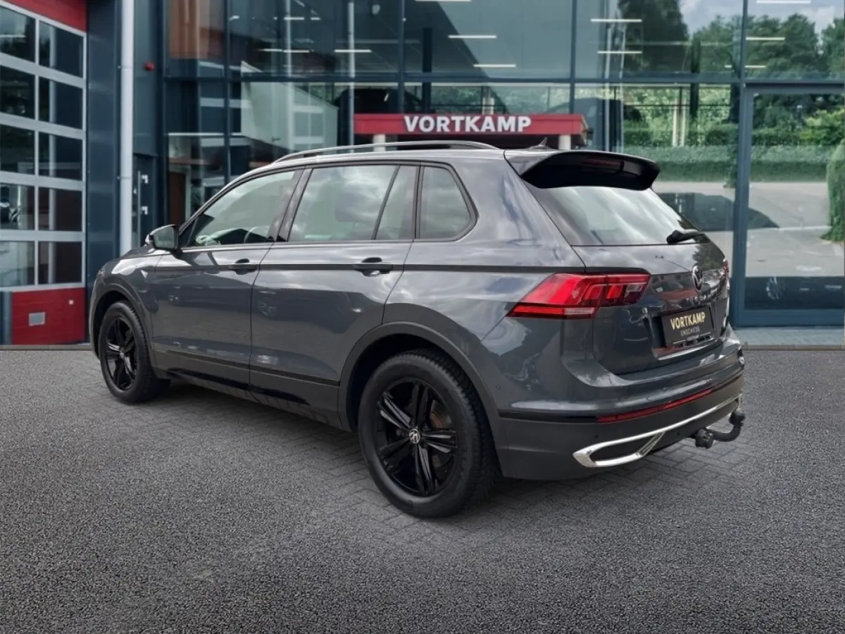 1.5 TSI DSG Urban SPORT TREKHAAK/E-KLEP/PDC/ACC/HUD/STOEL+STUURVERW