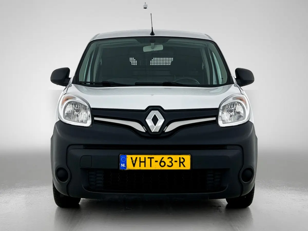 1.5 DCi Euro 6 81PK Comfort / Schuifdeur+Raam / Trekhaak / Airco / Pdc./ Navigatie / Radio multimedia / Apk 01-2027