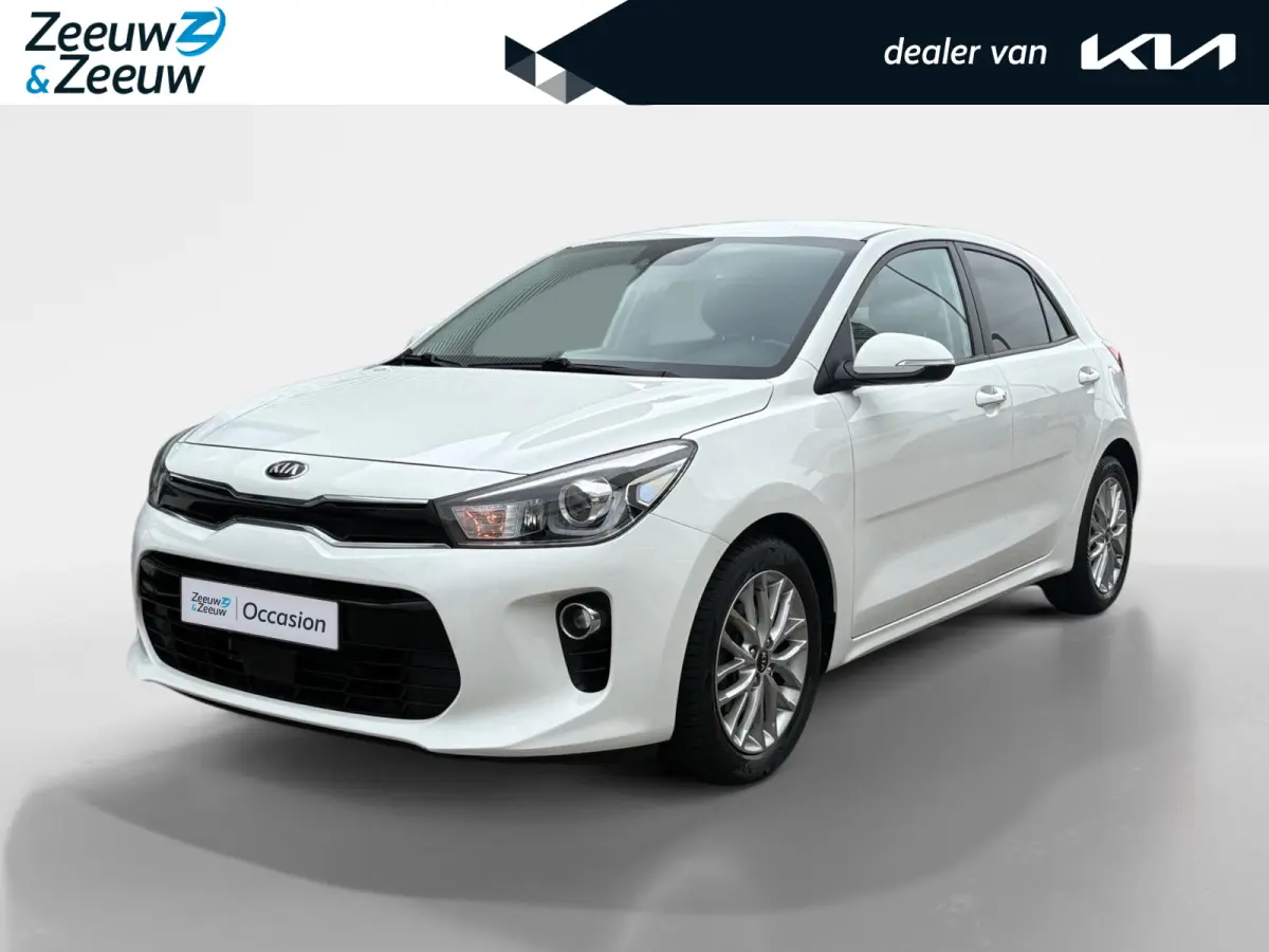 1.0 TGDI DynamicLine | Navigatie | Airco | Apple Carplay / Android Auto | Achterruitrij Camera | Lichtmetalen Velgen |
