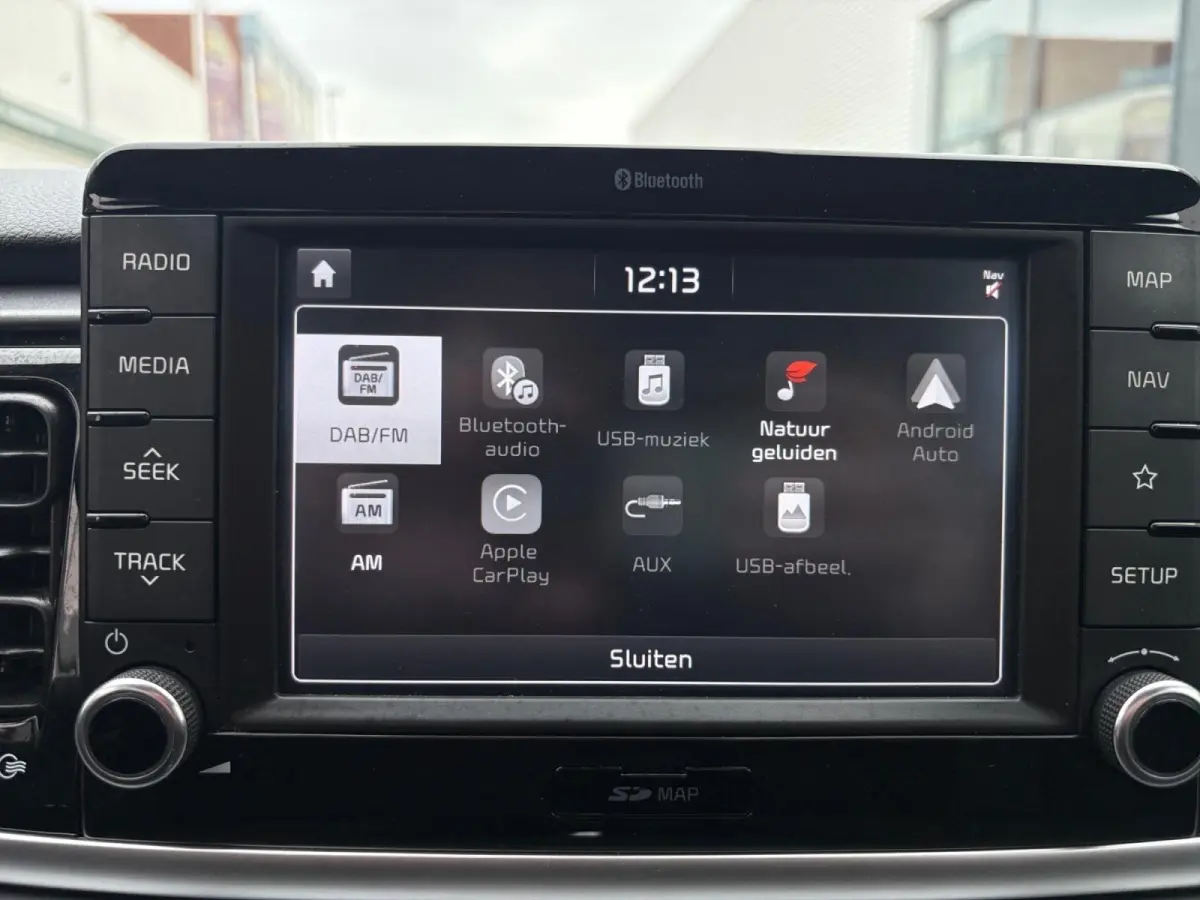 1.0 TGDI DynamicLine | Navigatie | Airco | Apple Carplay / Android Auto | Achterruitrij Camera | Lichtmetalen Velgen |