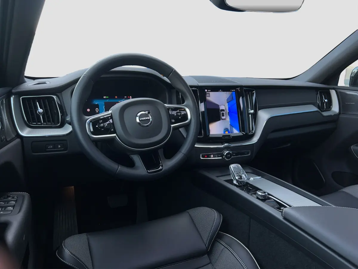 2.0 T8 Plug-in hybrid AWD Plus Black Edition | Pano | H&K Audio | Adap. Cruise
