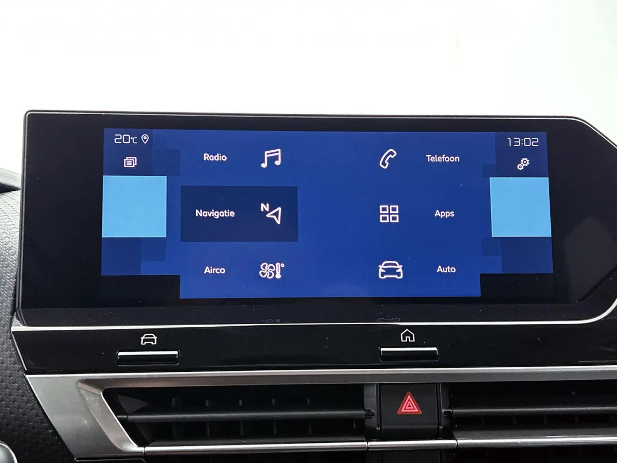 Shine 50 kWh 136pk | Accu 99% | Lage kilometerstand | Navigatie | Achteruitrijcamera | Half Lederen comfortstoelen | Climate Control | Adaptieve Cruise Control | Full Led koplampen | Head-up