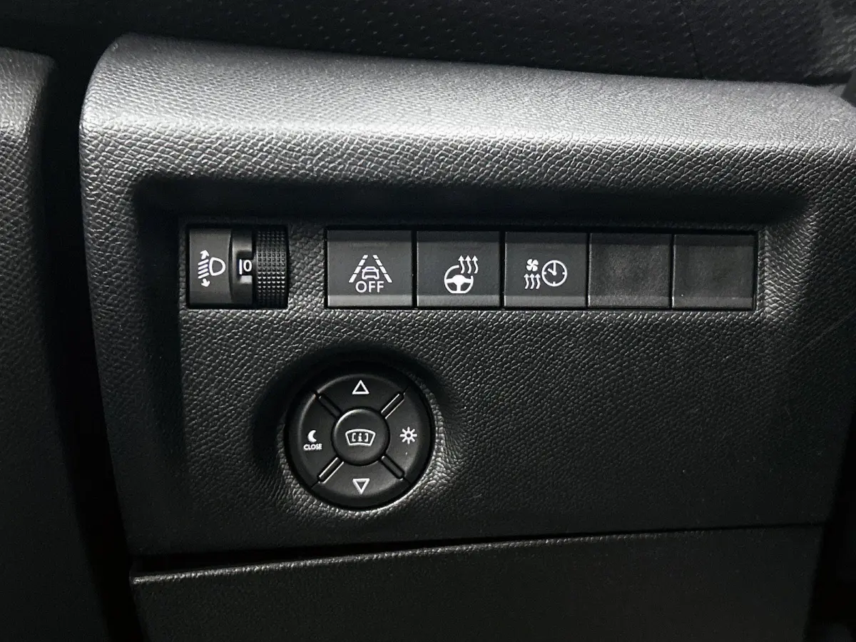 Shine 50 kWh 136pk | Accu 99% | Lage kilometerstand | Navigatie | Achteruitrijcamera | Half Lederen comfortstoelen | Climate Control | Adaptieve Cruise Control | Full Led koplampen | Head-up