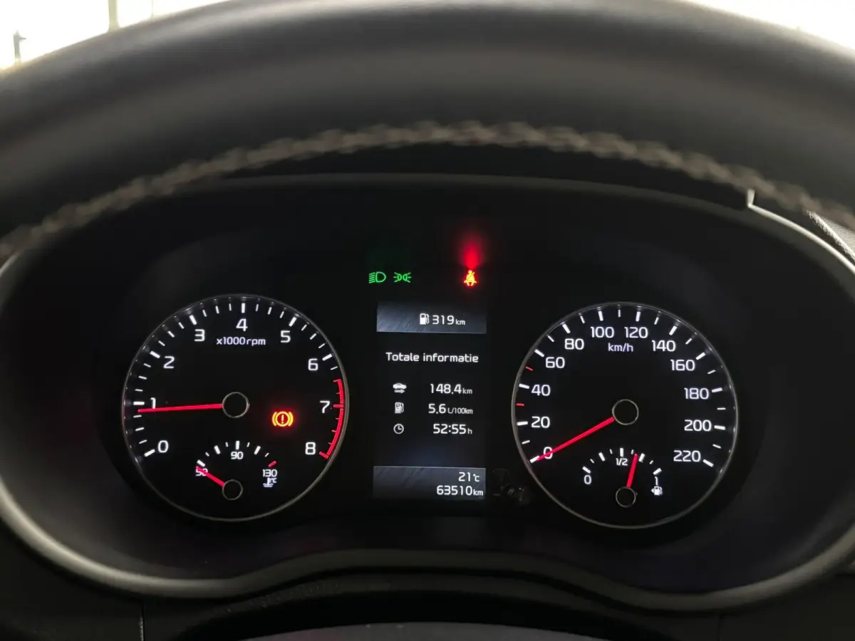 1.0 DPi DynamicLine - Cruise - Camera - Carplay - APK