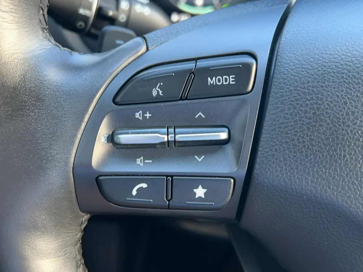 1.6 GDI HEV 141pk Premium | Premium Audio | Elektrische stoelen | Stoelventilatie | Stoelverwarming | LED verlichting | Adaptive cruise controle | Camera | Carplay