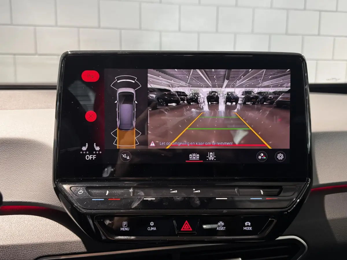 Pro S 77 kWh | Navigatie | Stoelverwarming | Cruise Control |