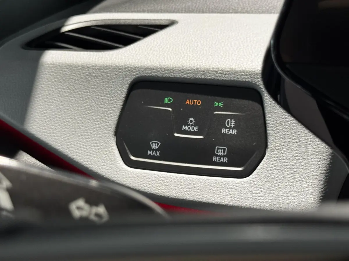 Pro S 77 kWh | Navigatie | Stoelverwarming | Cruise Control |