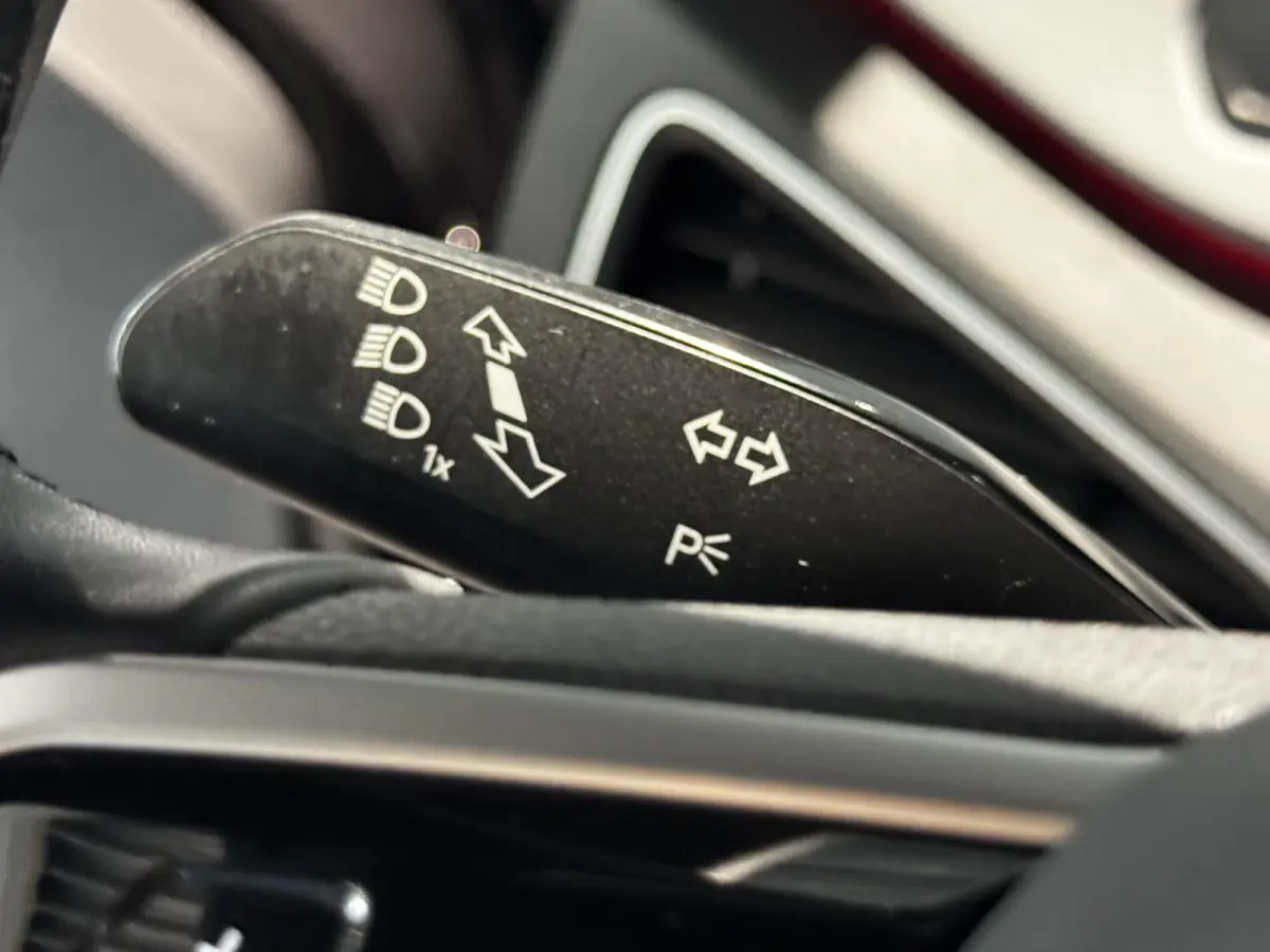 Pro S 77 kWh | Navigatie | Stoelverwarming | Cruise Control |