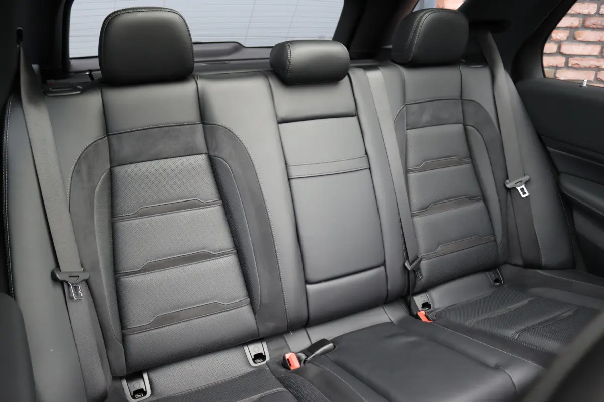 AMG 53 4MATIC+ Premium+ | Luchtvering | Distronic+ | Carbon | Burmester | Rijassistentiepakket | Schakelbare Uitlaat | HUD | Nappa Leder | Stoelverwarming V+A | Keyless Go |