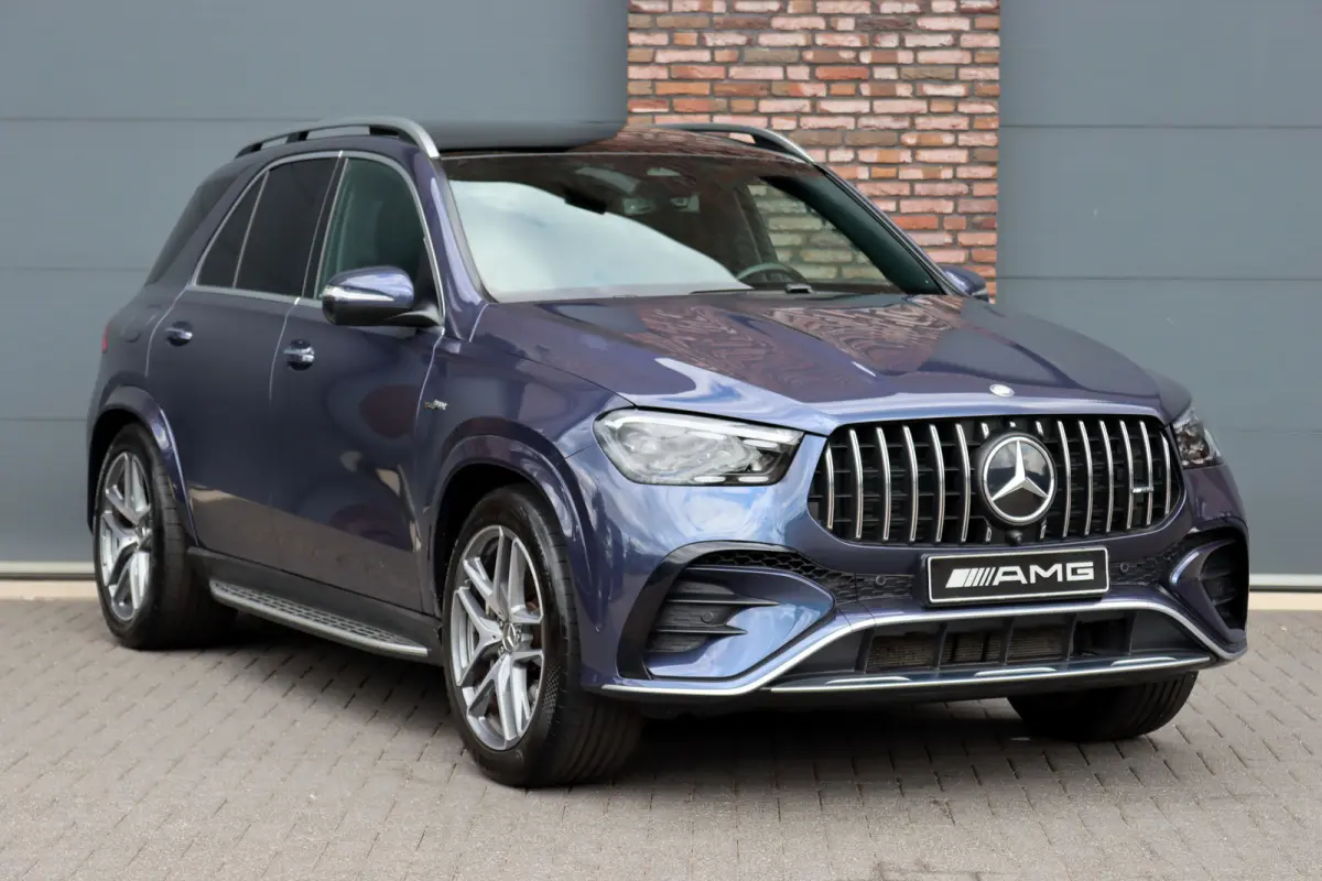 AMG 53 Hybrid 4MATIC+ | Luchtvering | Comfortpakket+ Achter | MBUX Tablet | Panoramadak | Trekhaak | Burmester | Memory | Surround Camera | HUD | Keyless Go | Nappa Leder | Augmented Reality
