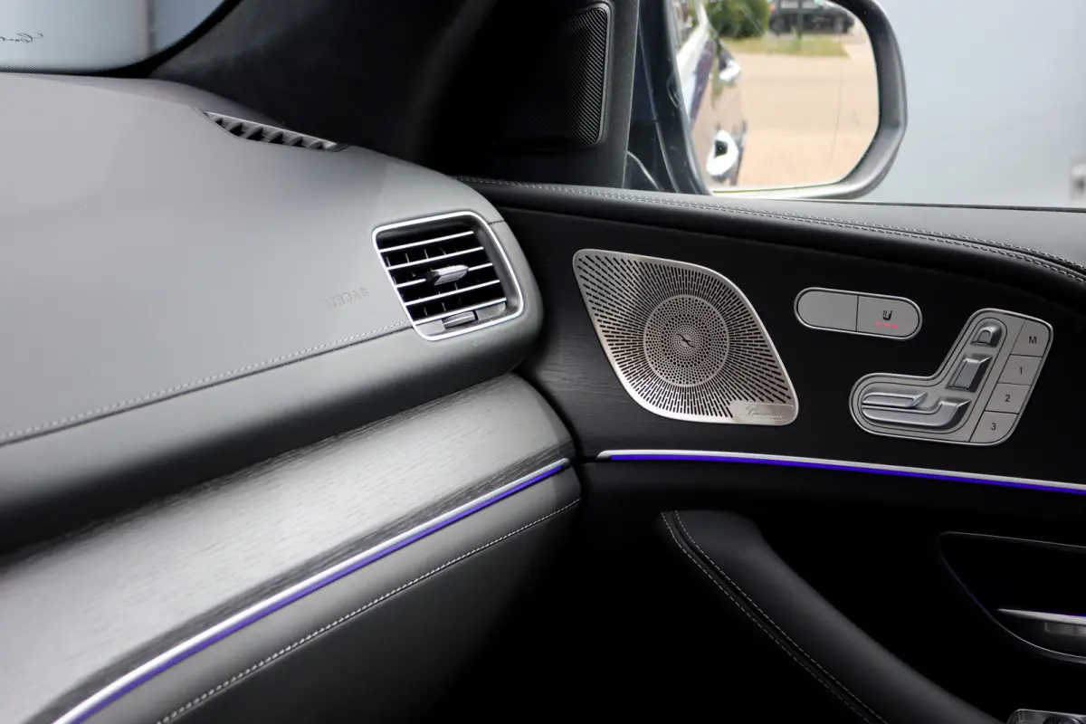 AMG 53 Hybrid 4MATIC+ | Luchtvering | Comfortpakket+ Achter | MBUX Tablet | Panoramadak | Trekhaak | Burmester | Memory | Surround Camera | HUD | Keyless Go | Nappa Leder | Augmented Reality