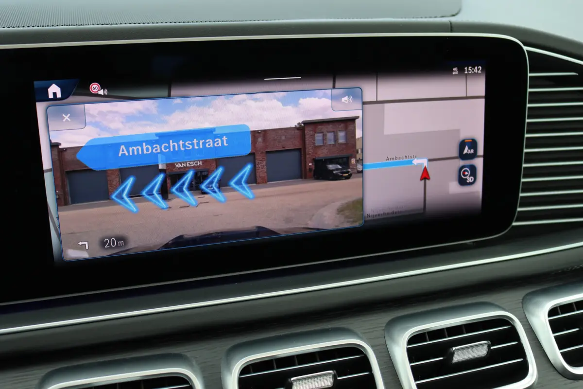 AMG 53 Hybrid 4MATIC+ | Luchtvering | Comfortpakket+ Achter | MBUX Tablet | Panoramadak | Trekhaak | Burmester | Memory | Surround Camera | HUD | Keyless Go | Nappa Leder | Augmented Reality