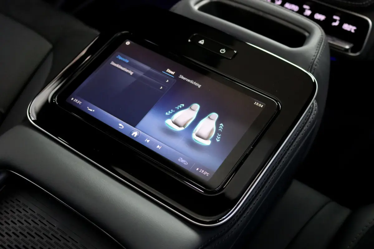 AMG 53 Hybrid 4MATIC+ | Luchtvering | Comfortpakket+ Achter | MBUX Tablet | Panoramadak | Trekhaak | Burmester | Memory | Surround Camera | HUD | Keyless Go | Nappa Leder | Augmented Reality