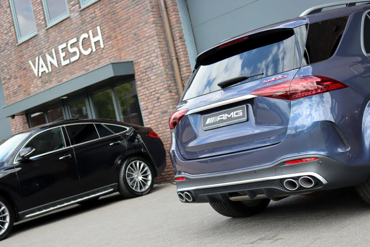 AMG 53 Hybrid 4MATIC+ | Luchtvering | Comfortpakket+ Achter | MBUX Tablet | Panoramadak | Trekhaak | Burmester | Memory | Surround Camera | HUD | Keyless Go | Nappa Leder | Augmented Reality