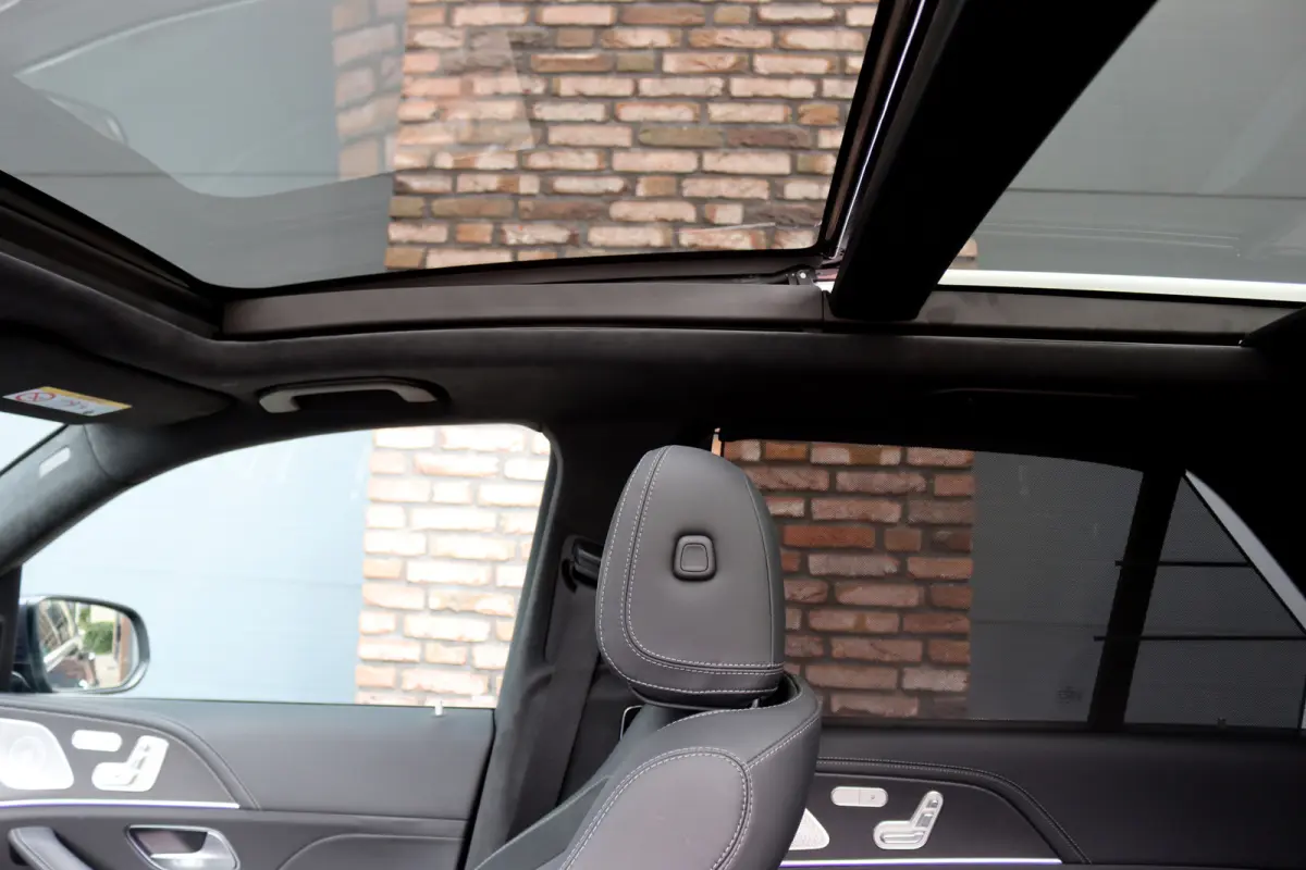 AMG 53 Hybrid 4MATIC+ | Luchtvering | Comfortpakket+ Achter | MBUX Tablet | Panoramadak | Trekhaak | Burmester | Memory | Surround Camera | HUD | Keyless Go | Nappa Leder | Augmented Reality