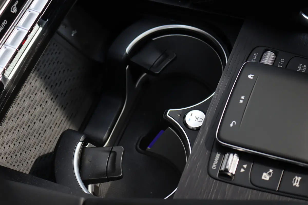 AMG 53 Hybrid 4MATIC+ | Luchtvering | Comfortpakket+ Achter | MBUX Tablet | Panoramadak | Trekhaak | Burmester | Memory | Surround Camera | HUD | Keyless Go | Nappa Leder | Augmented Reality