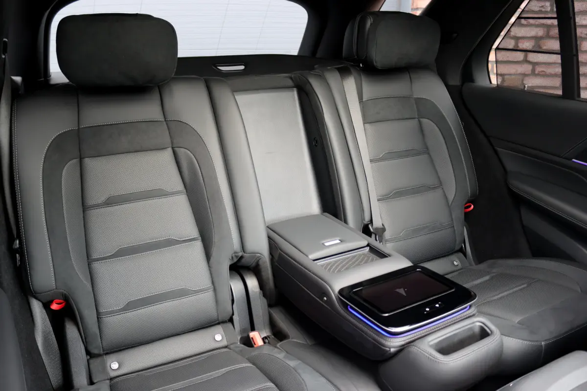 AMG 53 Hybrid 4MATIC+ | Luchtvering | Comfortpakket+ Achter | MBUX Tablet | Panoramadak | Trekhaak | Burmester | Memory | Surround Camera | HUD | Keyless Go | Nappa Leder | Augmented Reality