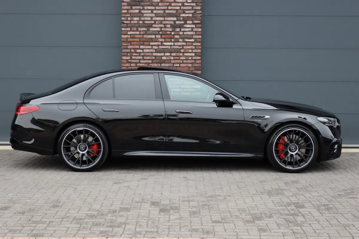 AMG 53 4MATIC+ Premium | 612pk | Hyperscreen | Achterasbesturing | Distronic+ | Burmester | HUD | Digital Light | Stoelventilatie | Surround Camera | Keyless Go | Soft-Close | Dynamic Plus-p