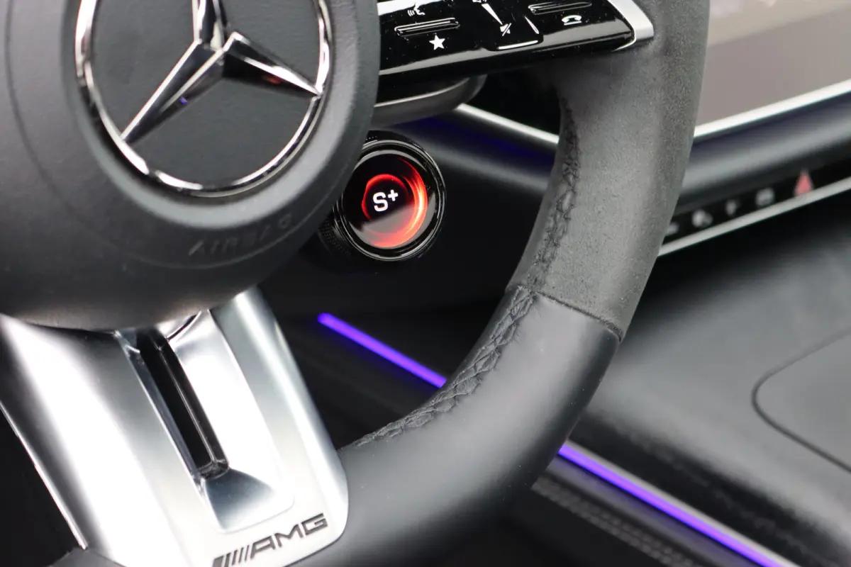 AMG 53 4MATIC+ Premium | 612pk | Hyperscreen | Achterasbesturing | Distronic+ | Burmester | HUD | Digital Light | Stoelventilatie | Surround Camera | Keyless Go | Soft-Close | Dynamic Plus-p