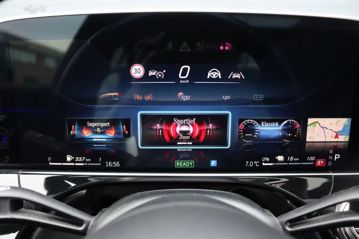 AMG 53 4MATIC+ Premium | 612pk | Hyperscreen | Achterasbesturing | Distronic+ | Burmester | HUD | Digital Light | Stoelventilatie | Surround Camera | Keyless Go | Soft-Close | Dynamic Plus-p