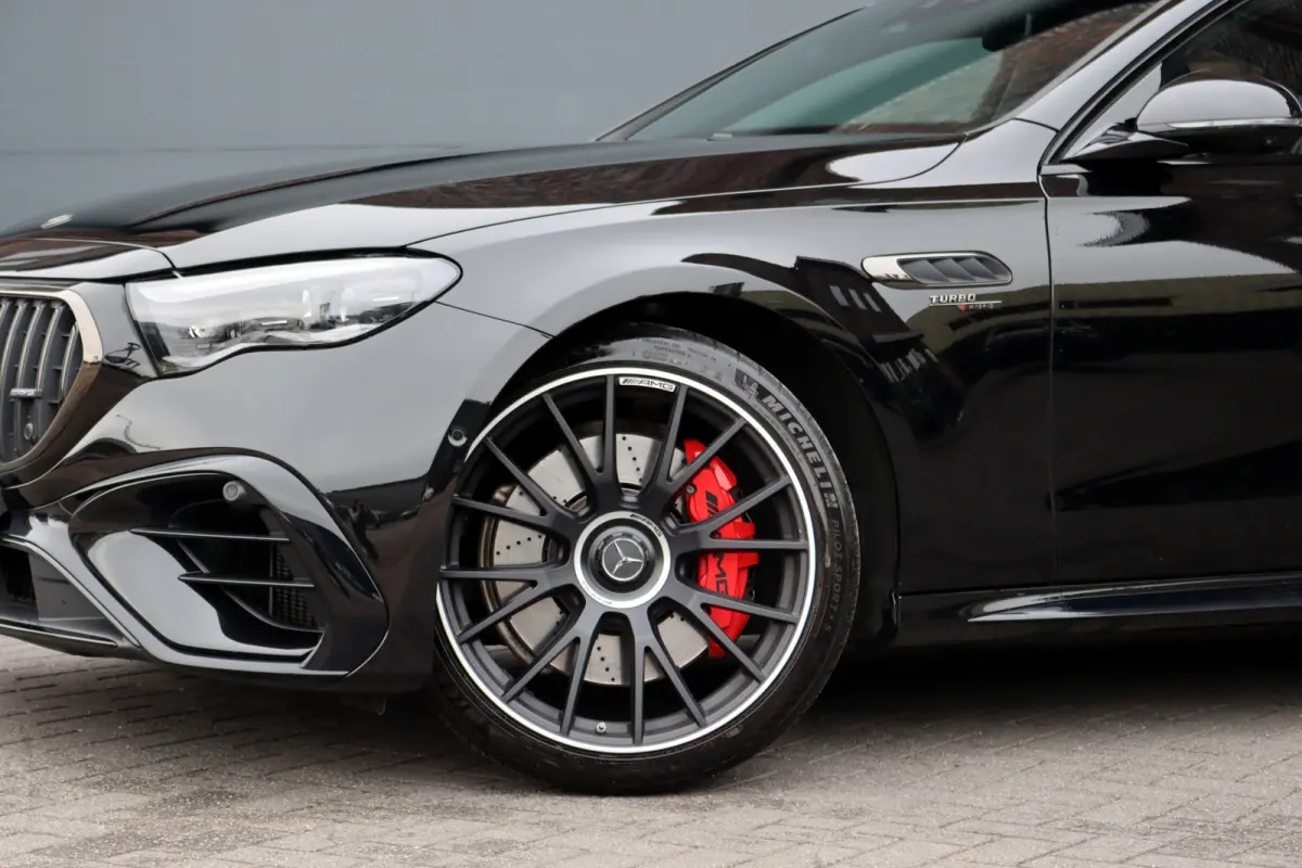 AMG 53 4MATIC+ Premium | 612pk | Hyperscreen | Achterasbesturing | Distronic+ | Burmester | HUD | Digital Light | Stoelventilatie | Surround Camera | Keyless Go | Soft-Close | Dynamic Plus-p