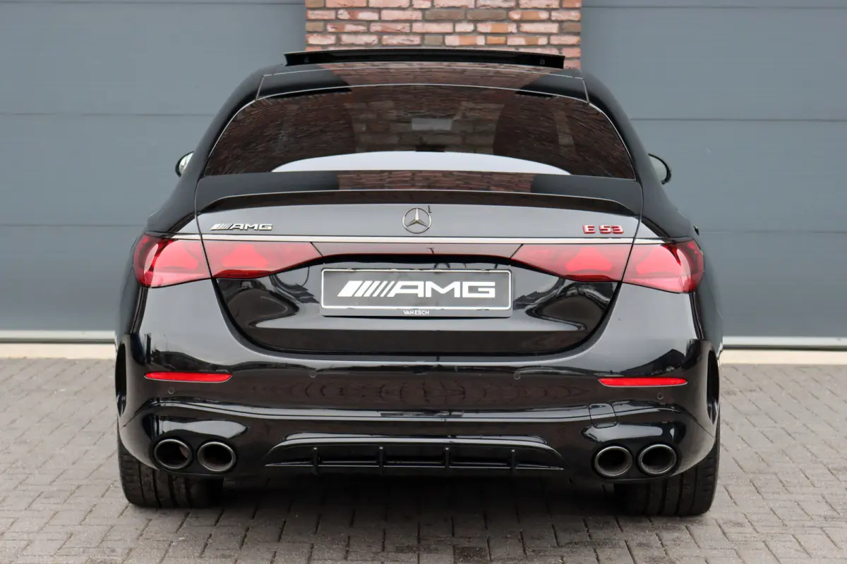 AMG 53 4MATIC+ Premium | 612pk | Hyperscreen | Achterasbesturing | Distronic+ | Burmester | HUD | Digital Light | Stoelventilatie | Surround Camera | Keyless Go | Soft-Close | Dynamic Plus-p