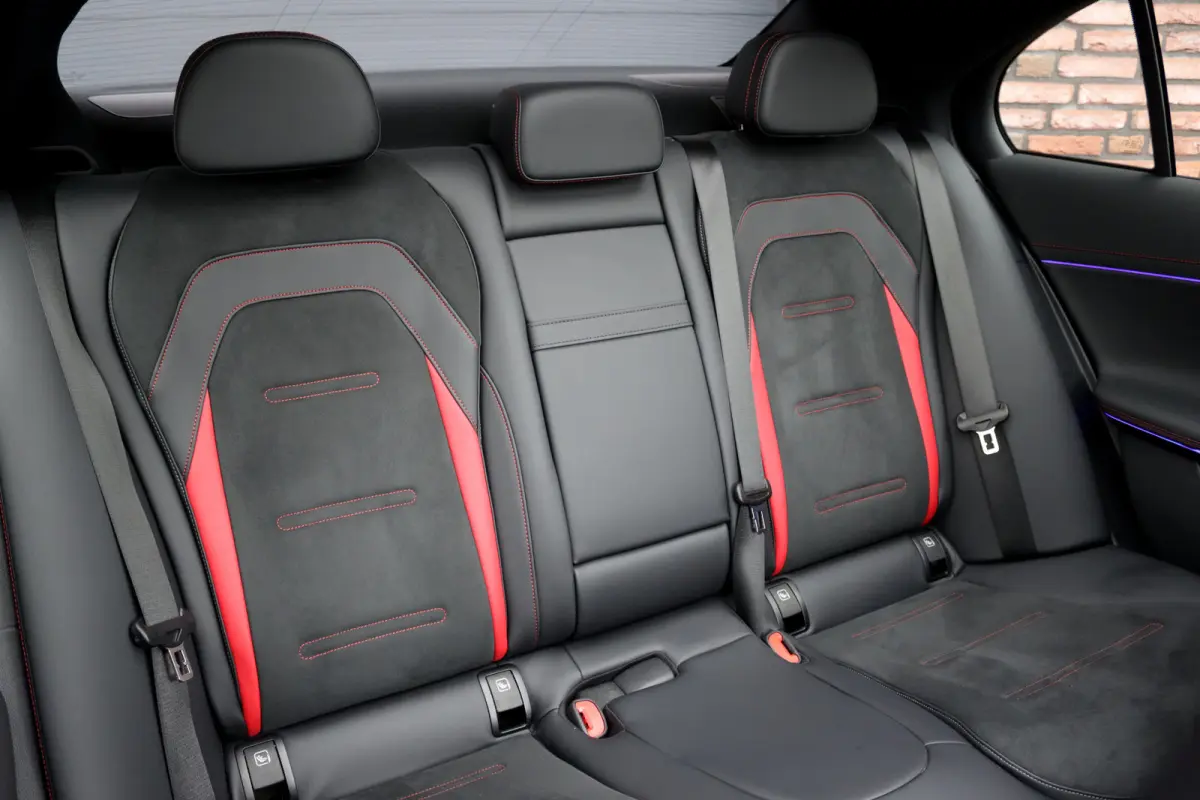 AMG 53 4MATIC+ Premium | 585pk | Hyperscreen | Achterasbesturing | Distronic | Burmester | HUD | Digital Light | Stoelverwarming | Surround Camera | Keyless Go |