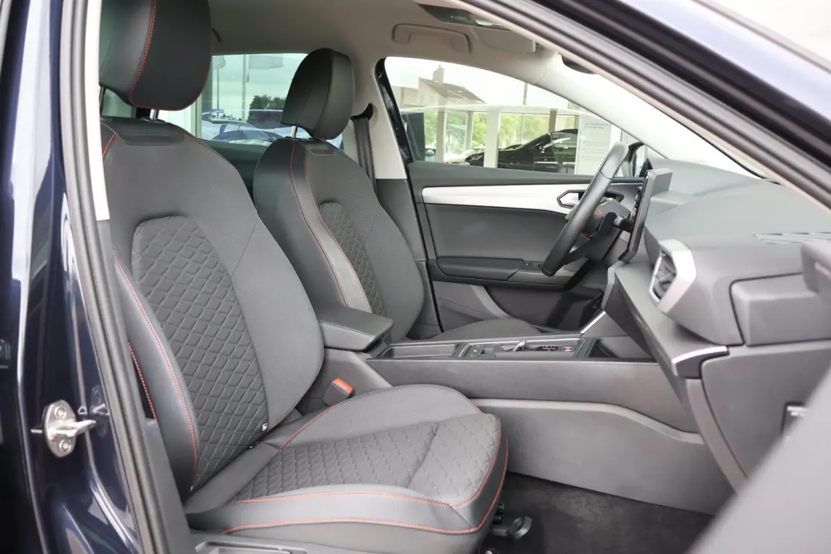 1.4 TSI eHybrid 204pk PHEV FR Business Intense | SoH 95% | Navigatie | Camera | Stoel & Stuurverwarming | Adaptive Cruise