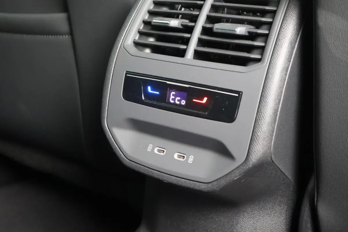 1.4 TSI eHybrid 204pk PHEV FR Business Intense | SoH 95% | Navigatie | Camera | Stoel & Stuurverwarming | Adaptive Cruise