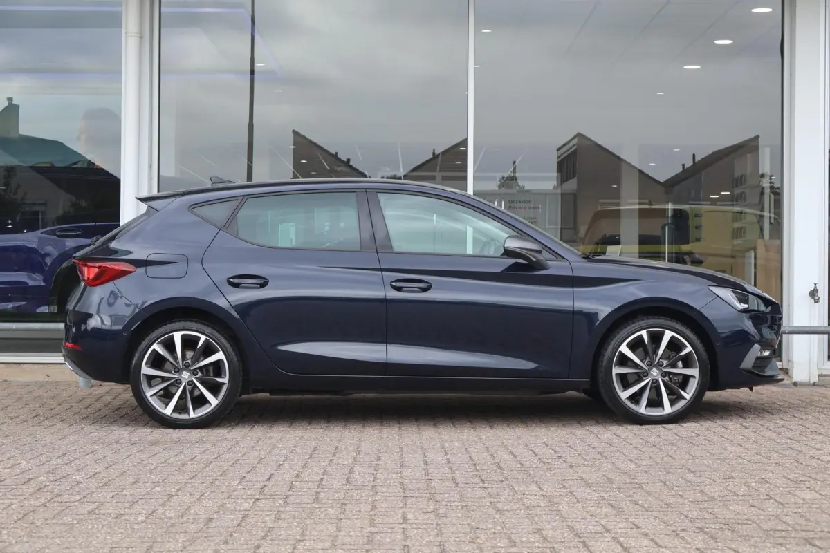 1.4 TSI eHybrid 204pk PHEV FR Business Intense | SoH 95% | Navigatie | Camera | Stoel & Stuurverwarming | Adaptive Cruise