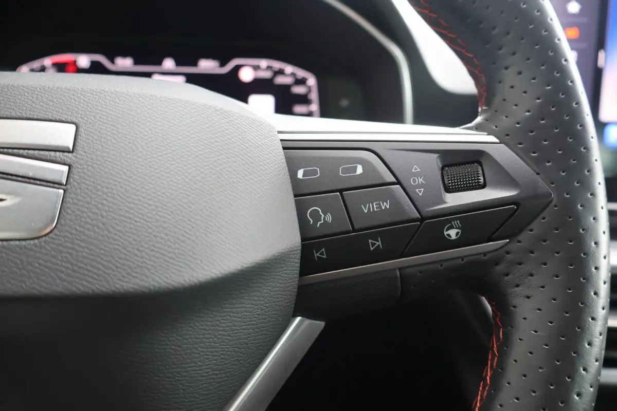 1.4 TSI eHybrid 204pk PHEV FR Business Intense | SoH 95% | Navigatie | Camera | Stoel & Stuurverwarming | Adaptive Cruise