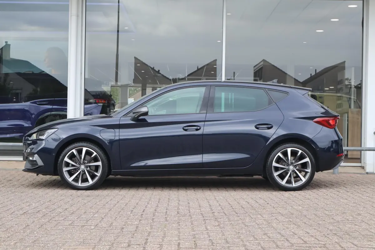 1.4 TSI eHybrid 204pk PHEV FR Business Intense | SoH 95% | Navigatie | Camera | Stoel & Stuurverwarming | Adaptive Cruise