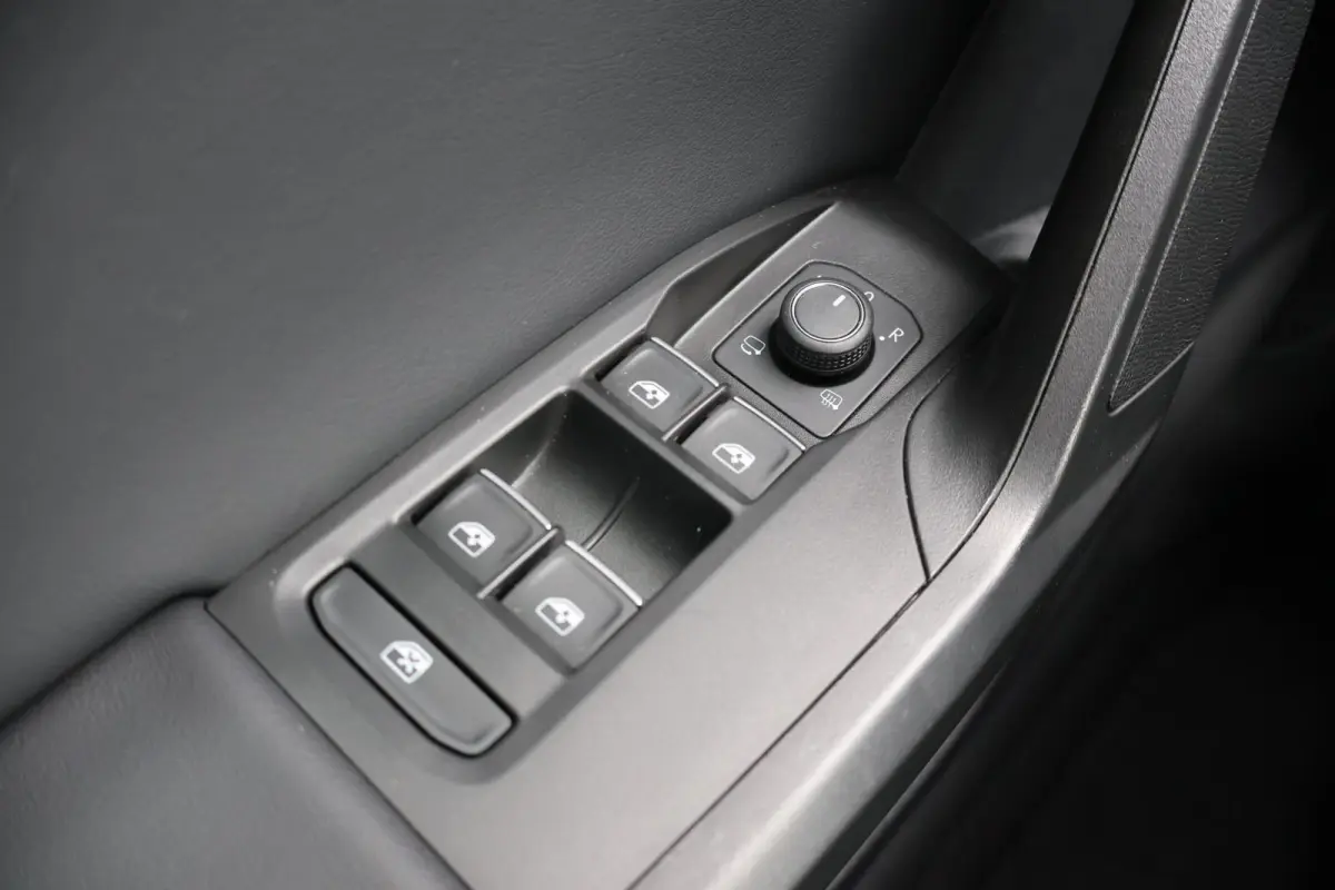 1.4 TSI eHybrid 204pk PHEV FR Business Intense | SoH 95% | Navigatie | Camera | Stoel & Stuurverwarming | Adaptive Cruise